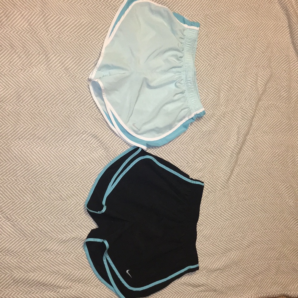 Women’s Nike tempo running shorts